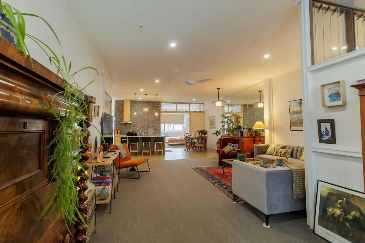 Inn Tutanekai - Central City Chic 3 Bedroom 2 Bathroom Apartment Rotorua 0*,